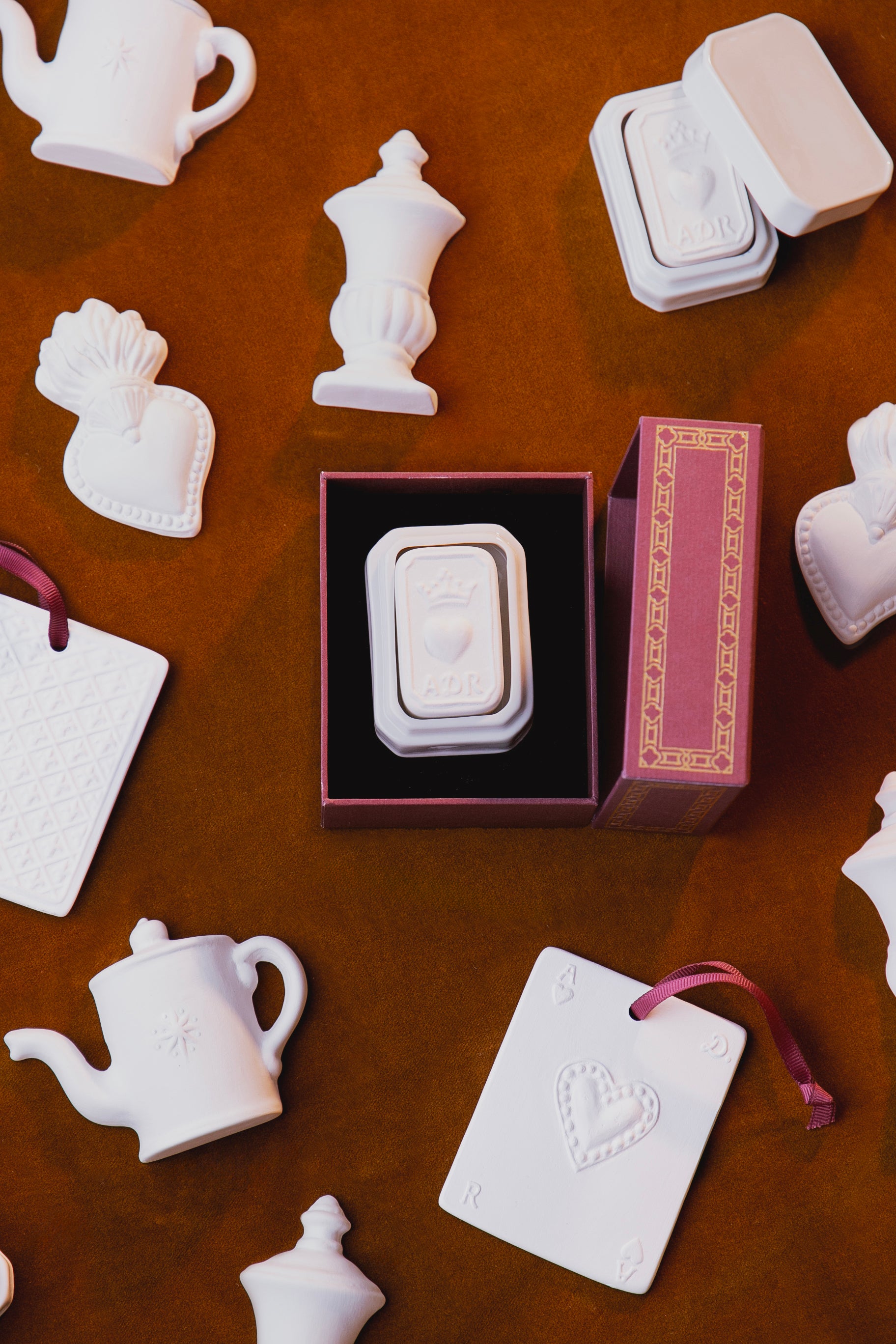 Scented sculpture Palet Cœur and its box