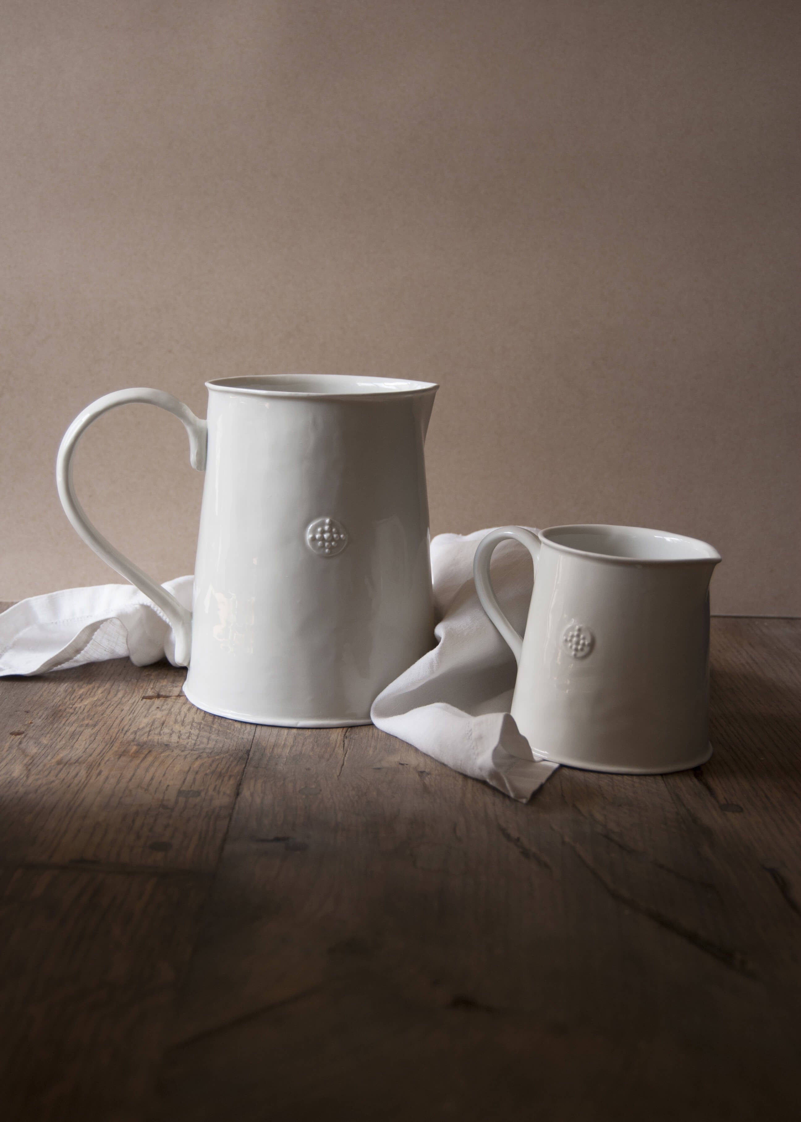 Grand pichet | Porcelaine de Limoges | Fait à la main | Alix D. Reynis