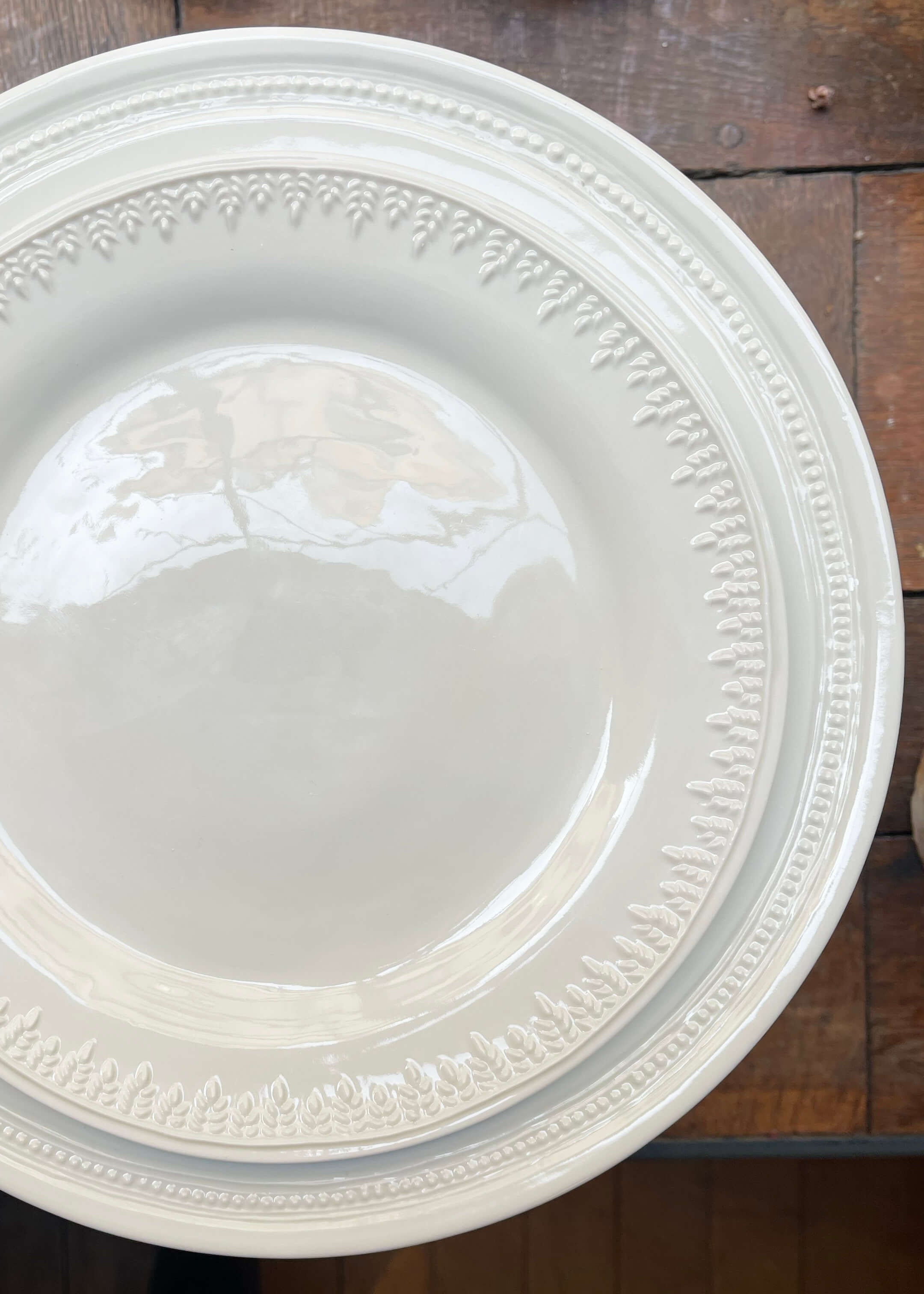 Assiette à dessert | Porcelaine de Limoges | Savoir-faire artisanal | Alix D. Reynis