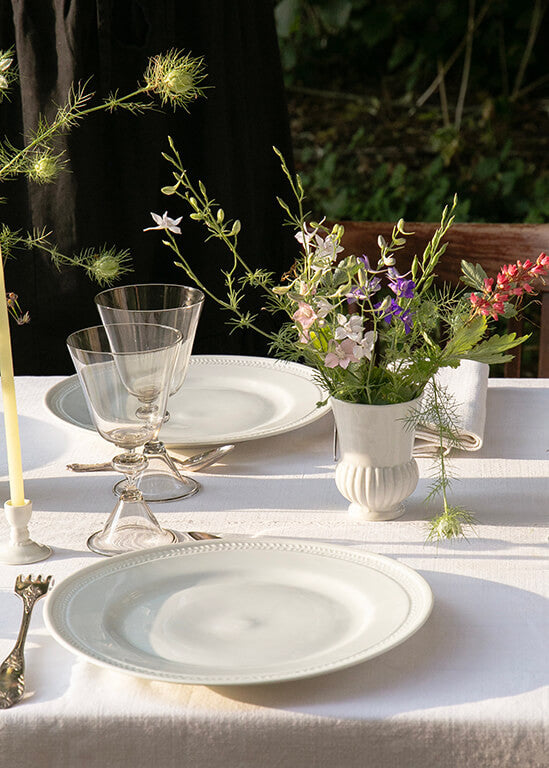 Assiette à dîner | Porcelaine de Limoges | Savoir-faire artisanal | Alix D. Reynis