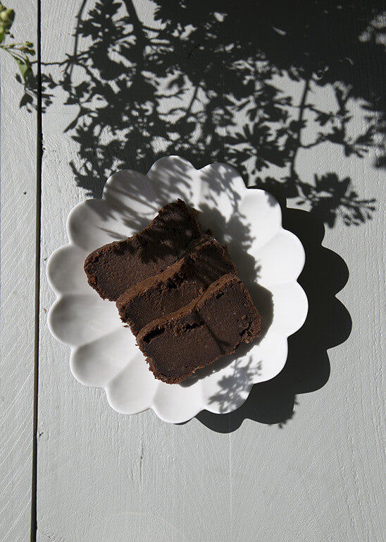 Assiette creuse à dessert | Porcelaine de Limoges | Art de la table | Alix D. Reynis