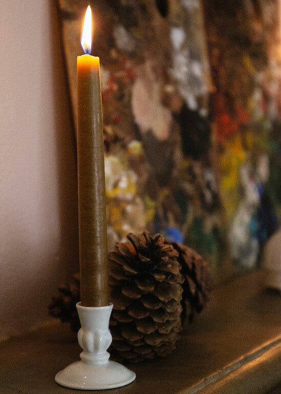 Godron candle holder in white porcelain