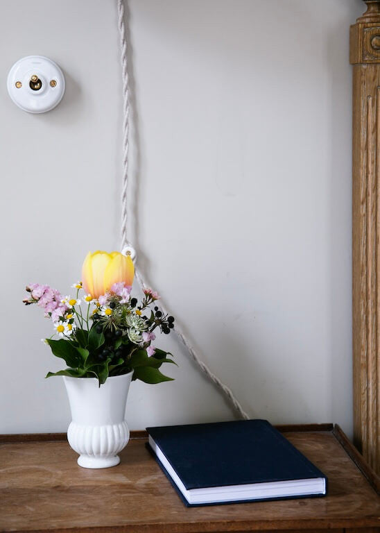 Vase | Porcelaine de Limoges | Made in France | Alix D. Reynis