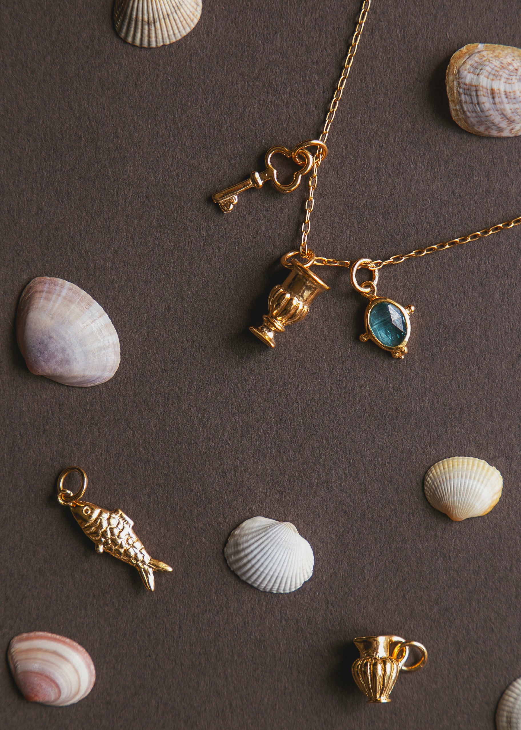 Clé silver-gilt Amulettes