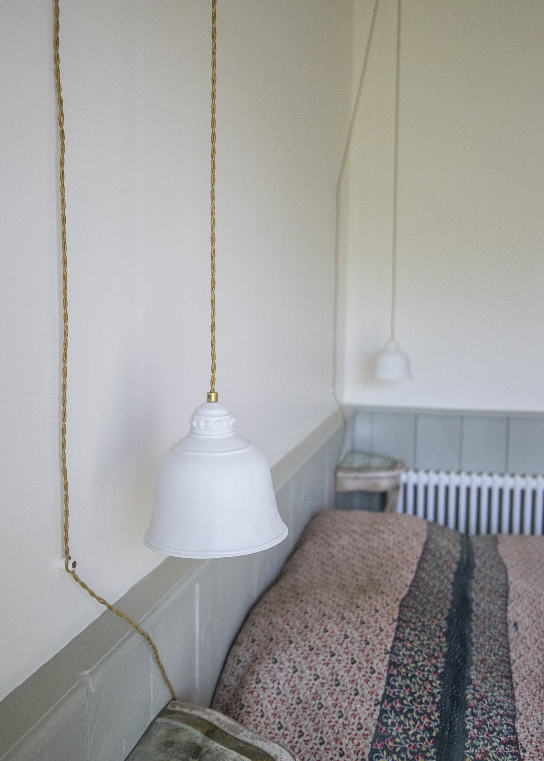 Angkor white porcelain pendant light