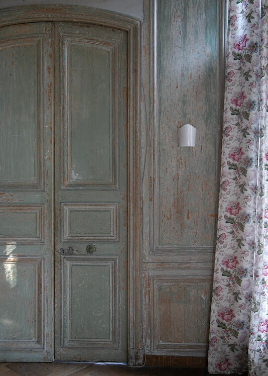 Applique | Porcelaine de Limoges | Artisanat | Alix D. Reynis
