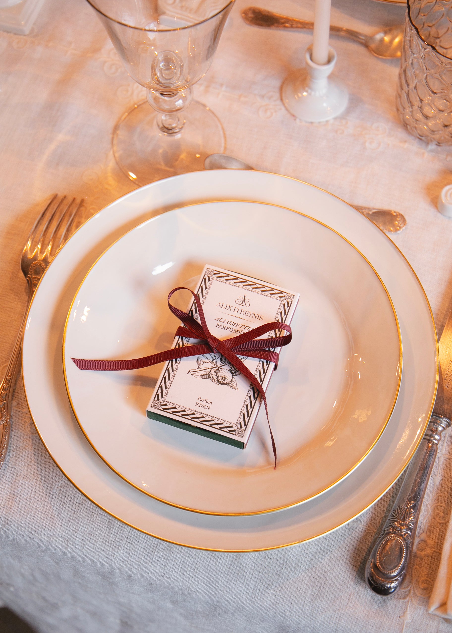 Assiette à dessert Marli en porcelaine blanche