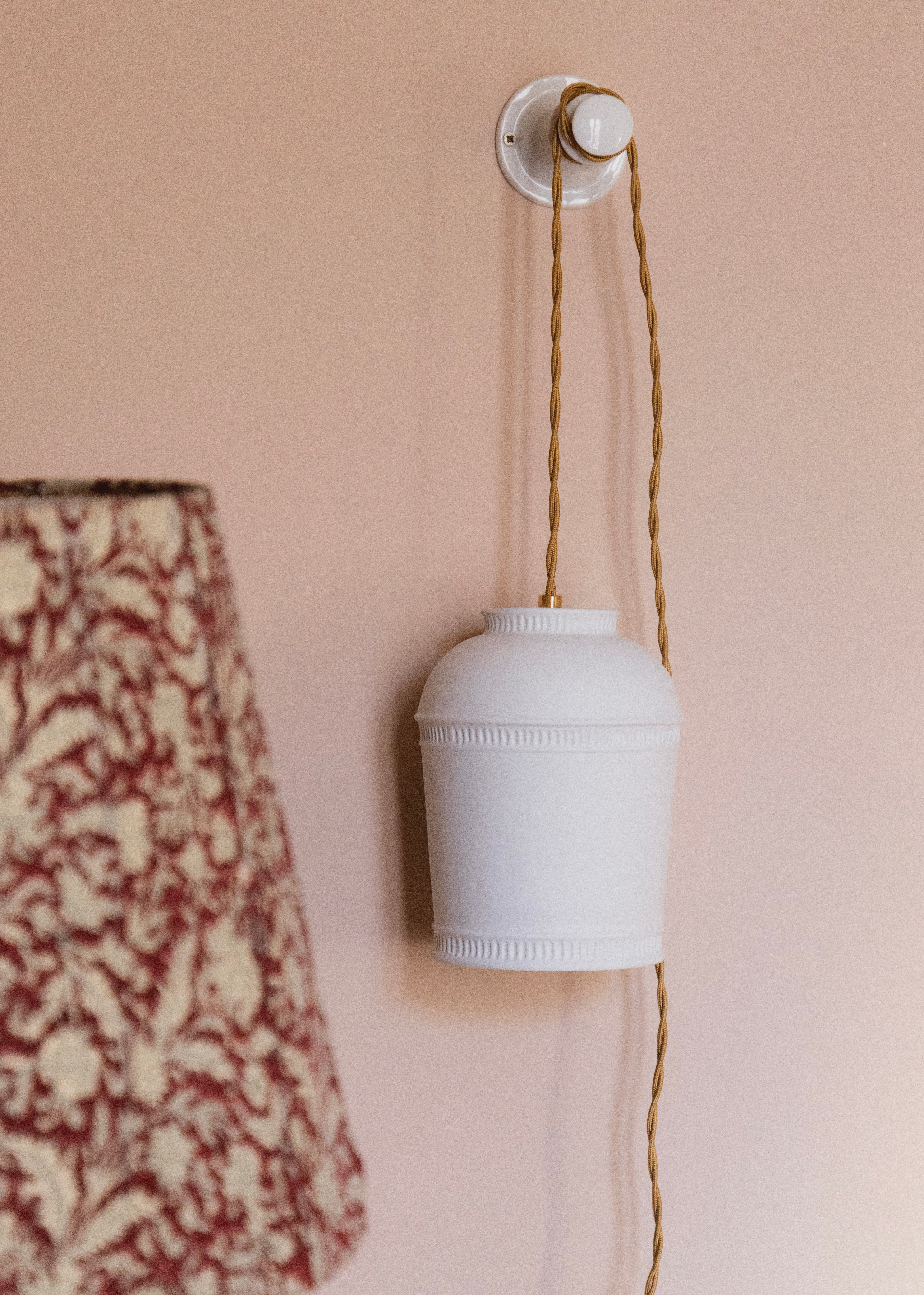 Baladeuse en porcelaine blanche Richelieu