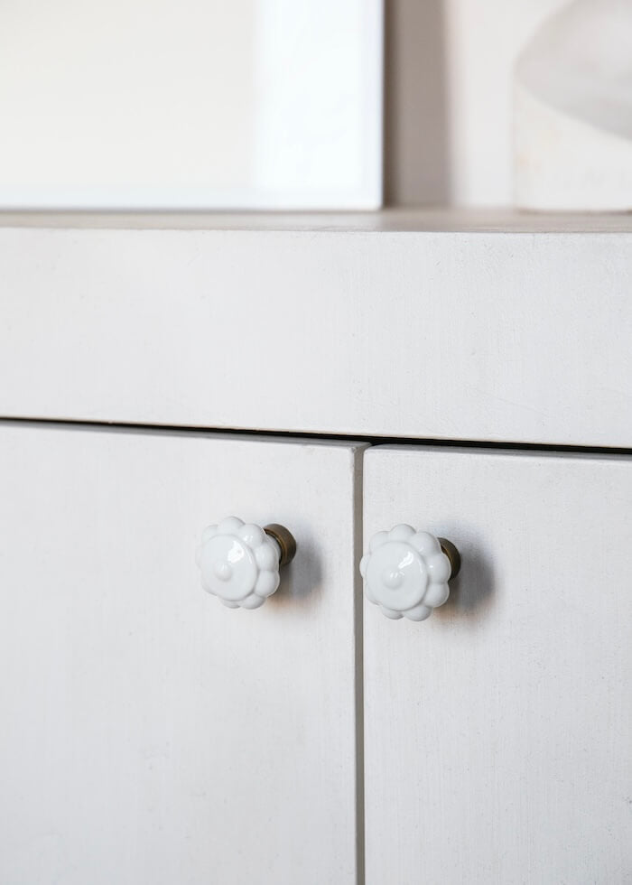 Bouton de placard | Porcelaine de Limoges | Décoration| Alix D. Reynis