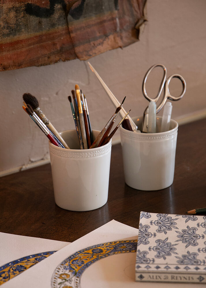 Louis XVI latte tumbler in white porcelain