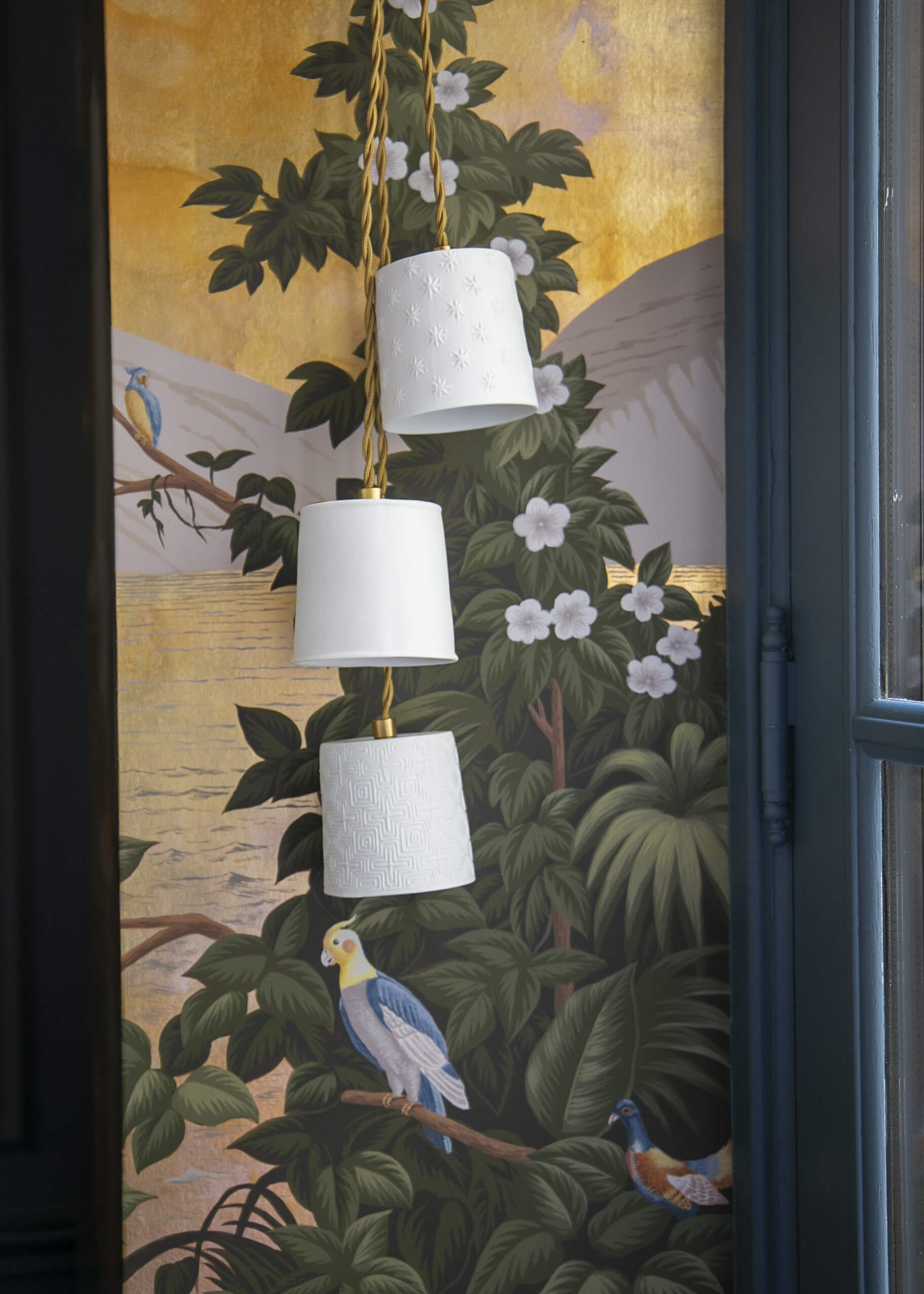 Baladeuse | Porcelaine de Limoges | Fait à la main | Alix D. Reynis