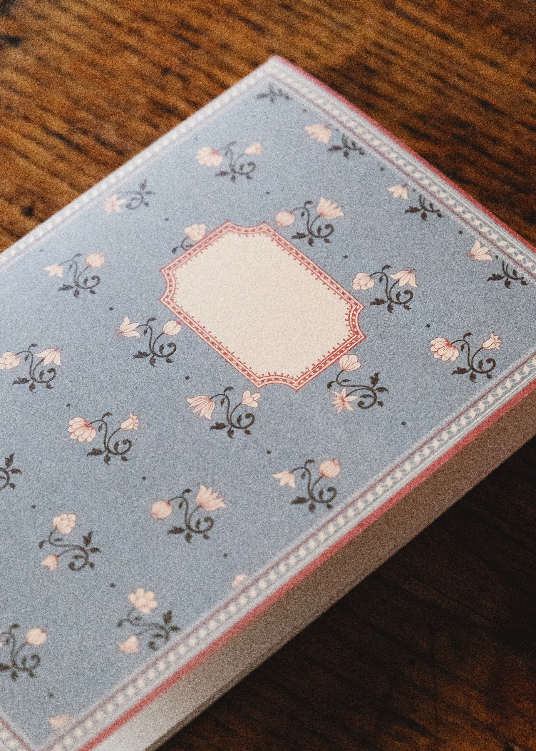 Henriette Notebook, 40 blank pages