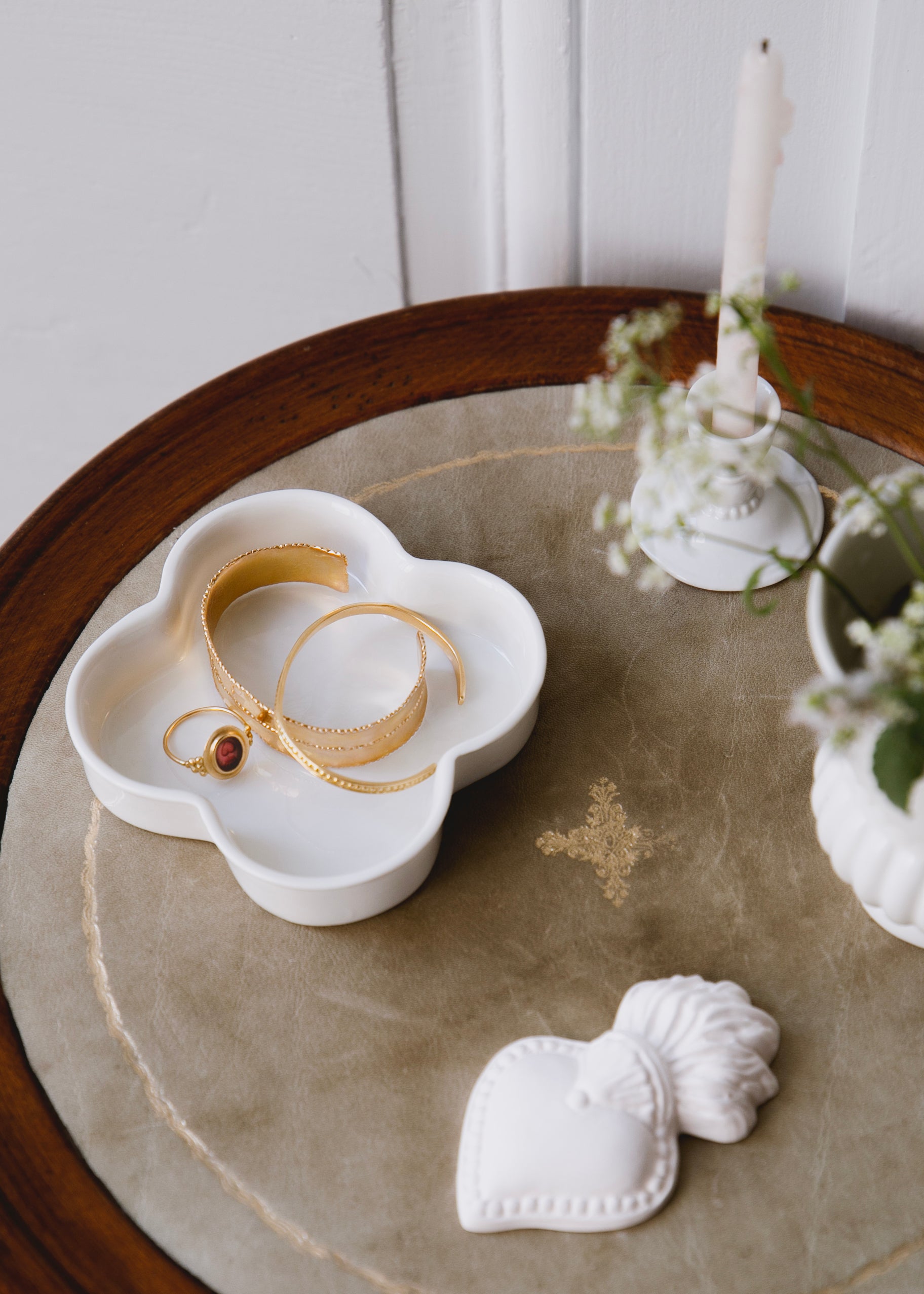 Coupelle Quadrilobée en porcelaine blanche