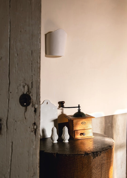 Applique | Porcelaine de Limoges | Savoir-faire artisanal | Alix D. Reynis