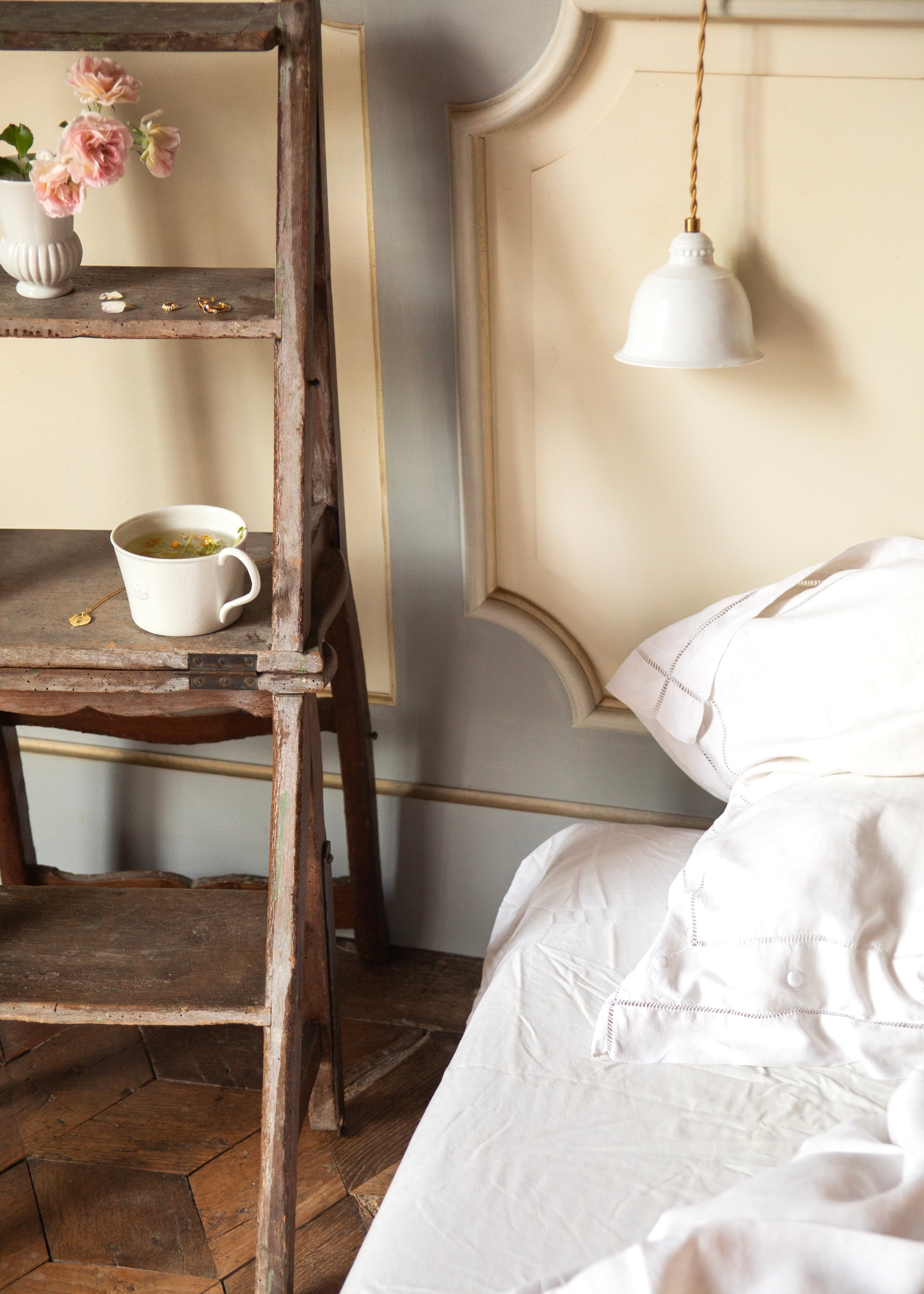 Suspension en porcelaine blanche Mini Angkor