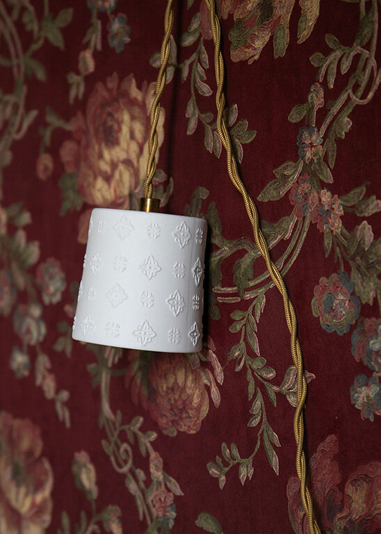 Baladeuse | Porcelaine de Limoges | Luminaire | Alix D. Reynis