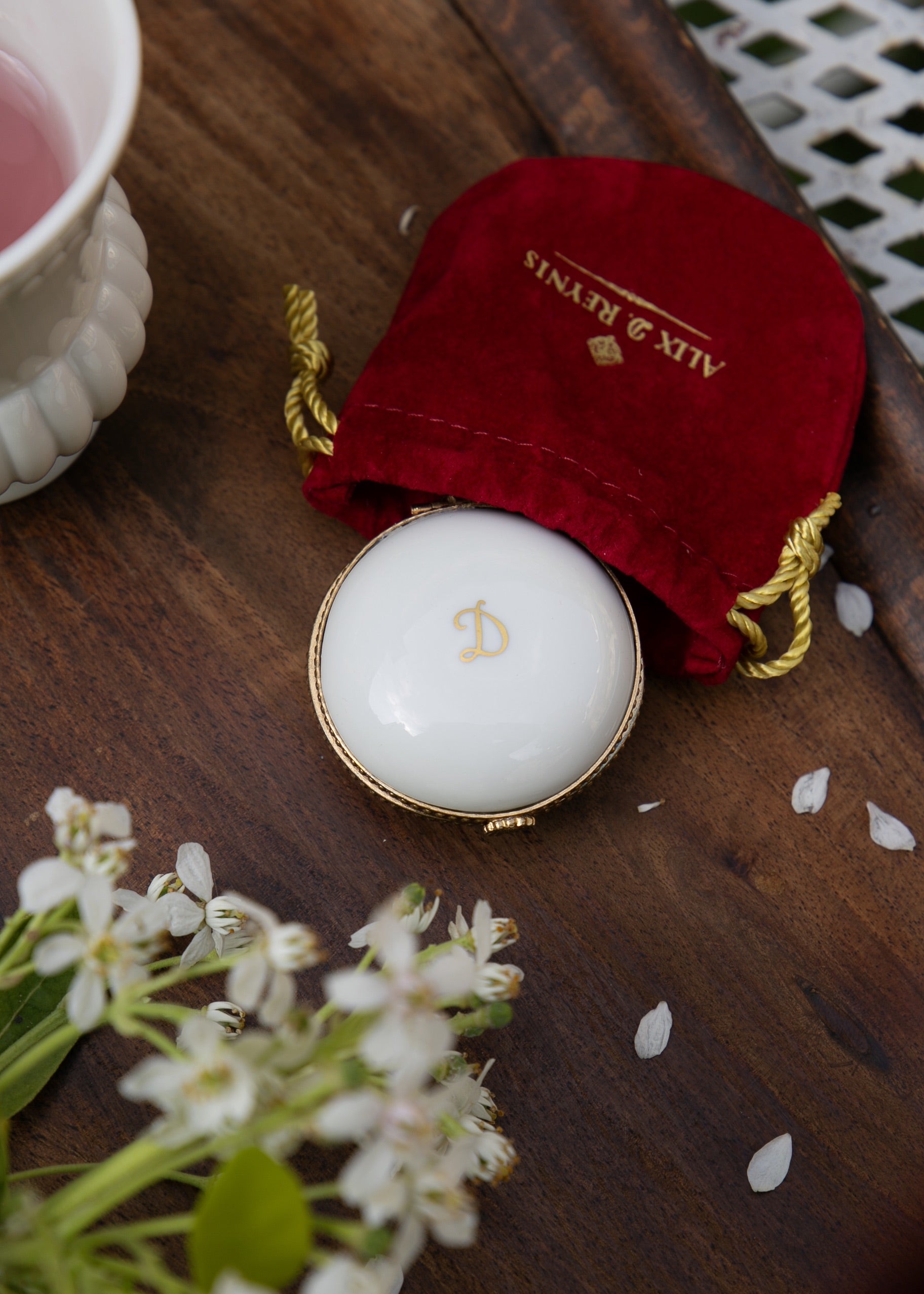 Onguent personnalisé | Porcelaine de Limoges | Bien-être | Alix D. Reynis