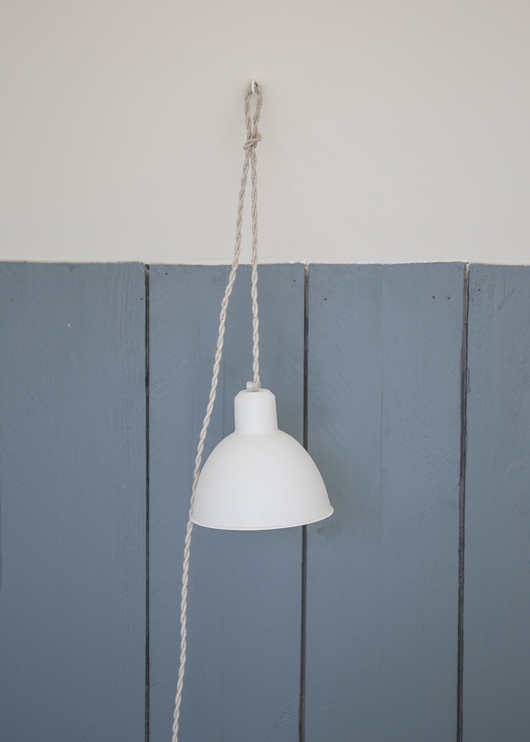 Paulette white porcelain portable lamp