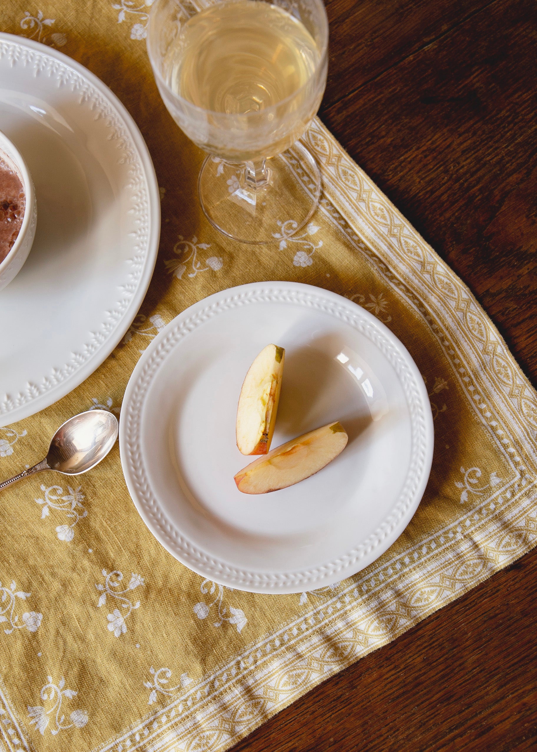 Salt or pepper cellar