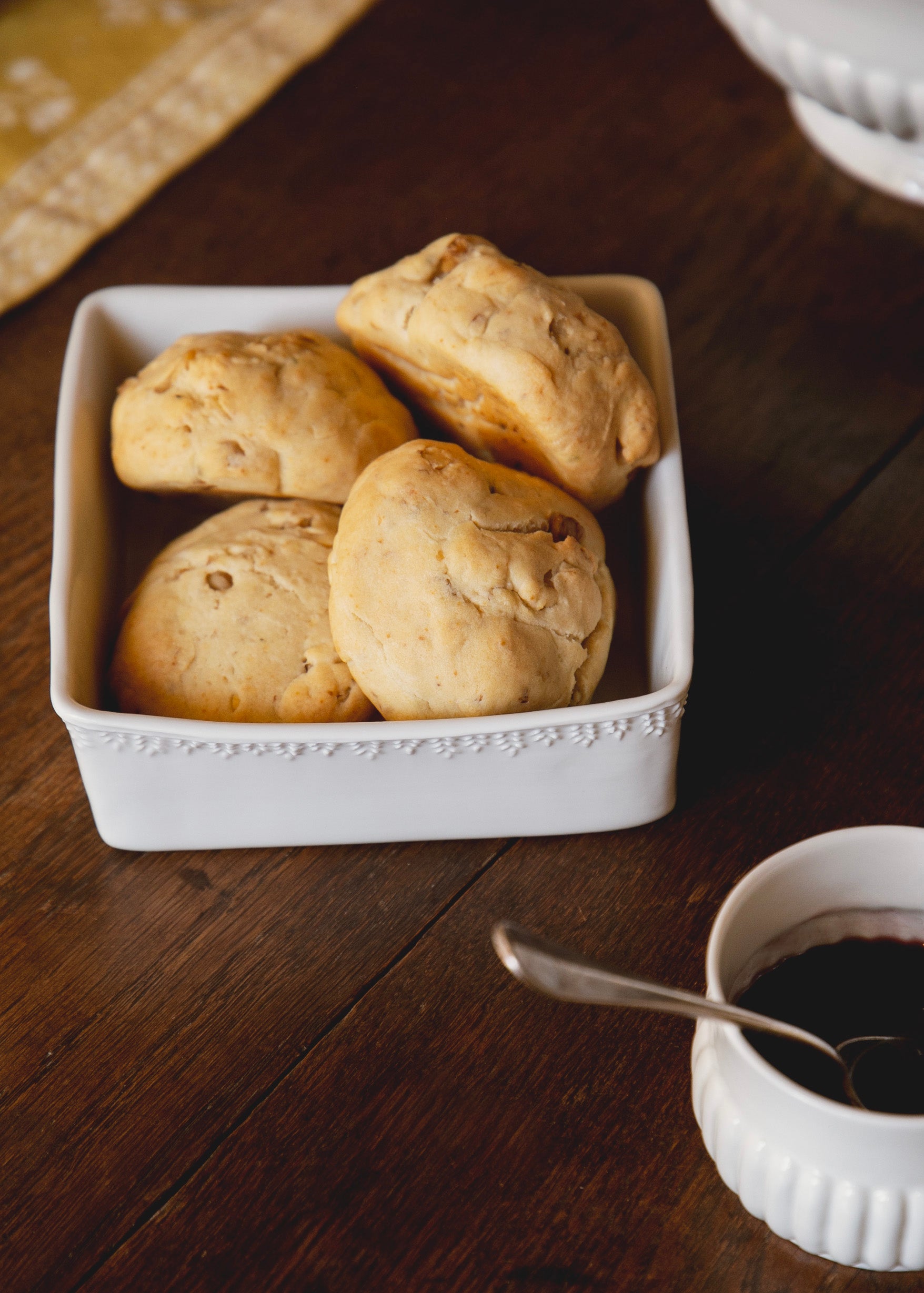 Demeter square oven dish in white porcelain