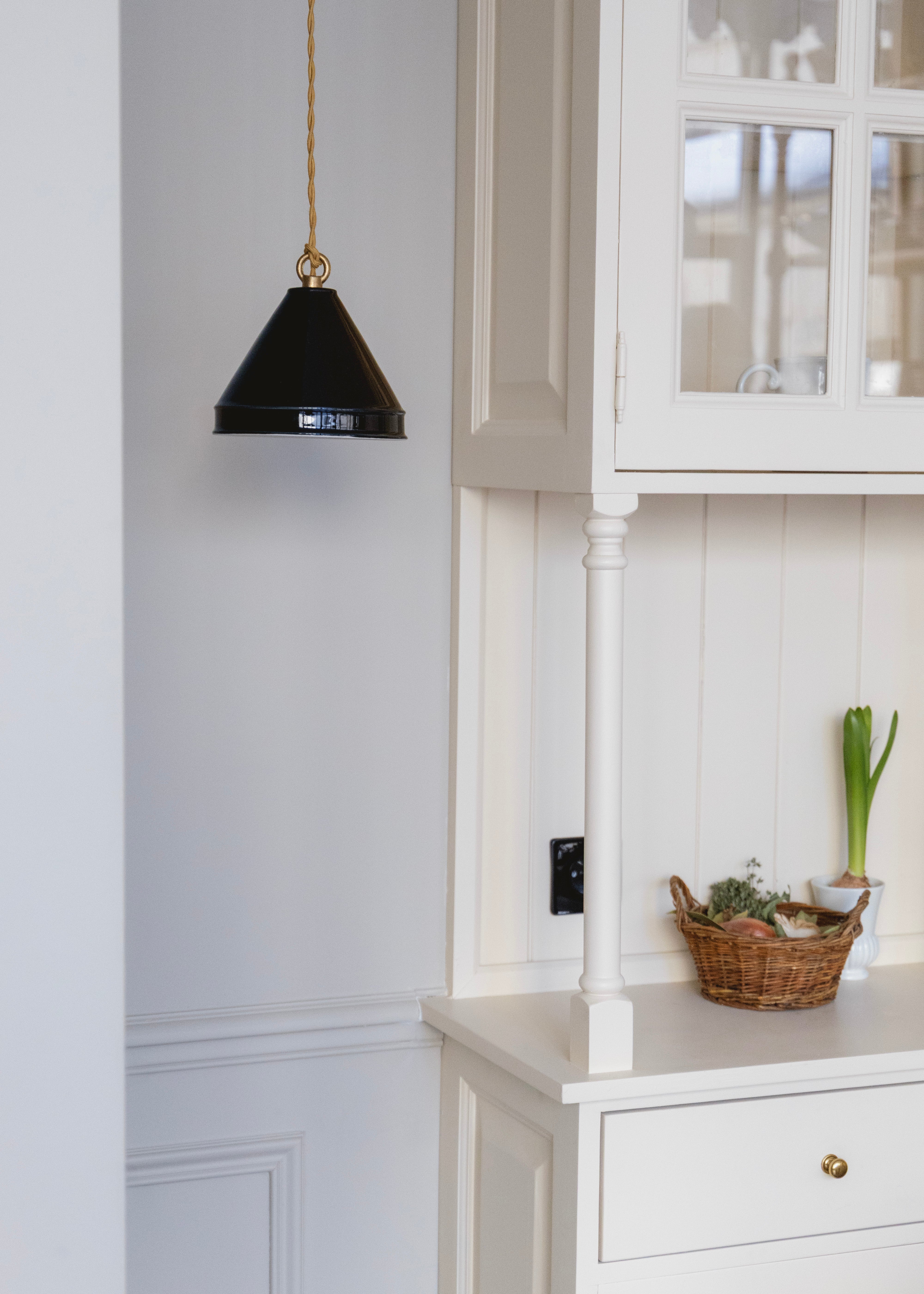 Suspension en porcelaine noire Behor