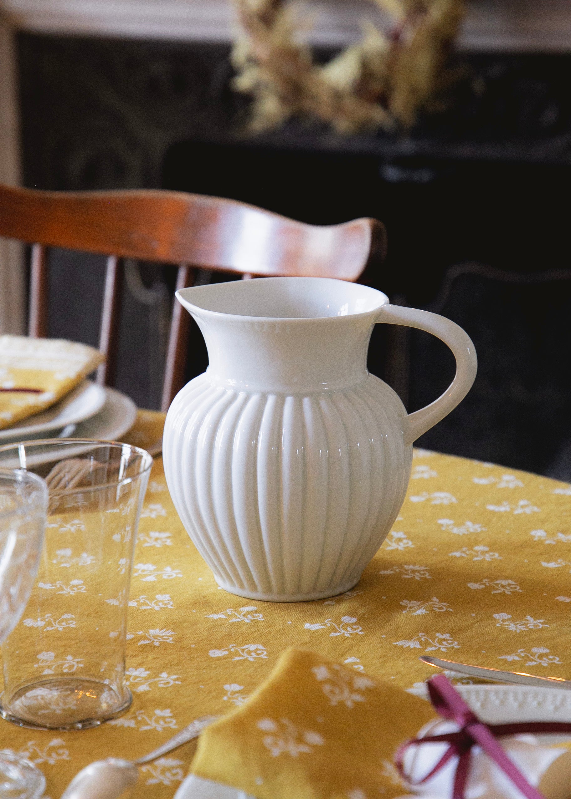 Godron pitcher in white porcelain