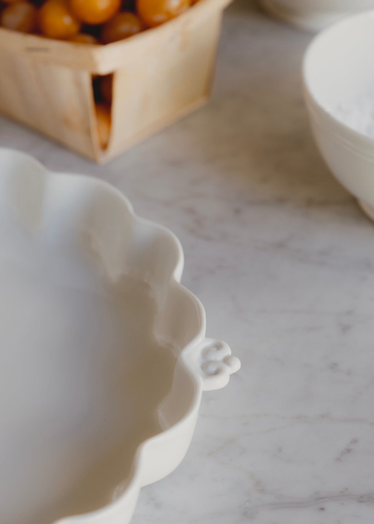 Plat à tarte Vénus en porcelaine blanche
