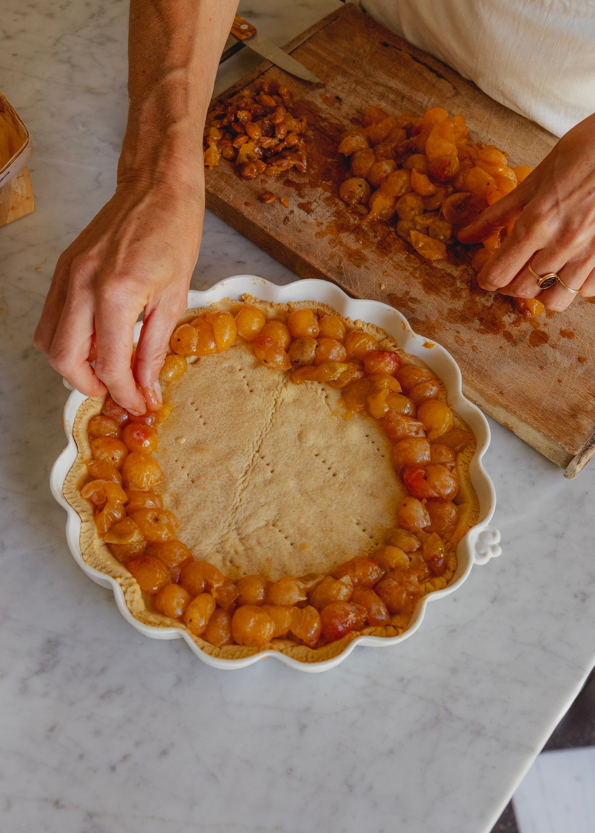 Plat à tarte Vénus en porcelaine blanche