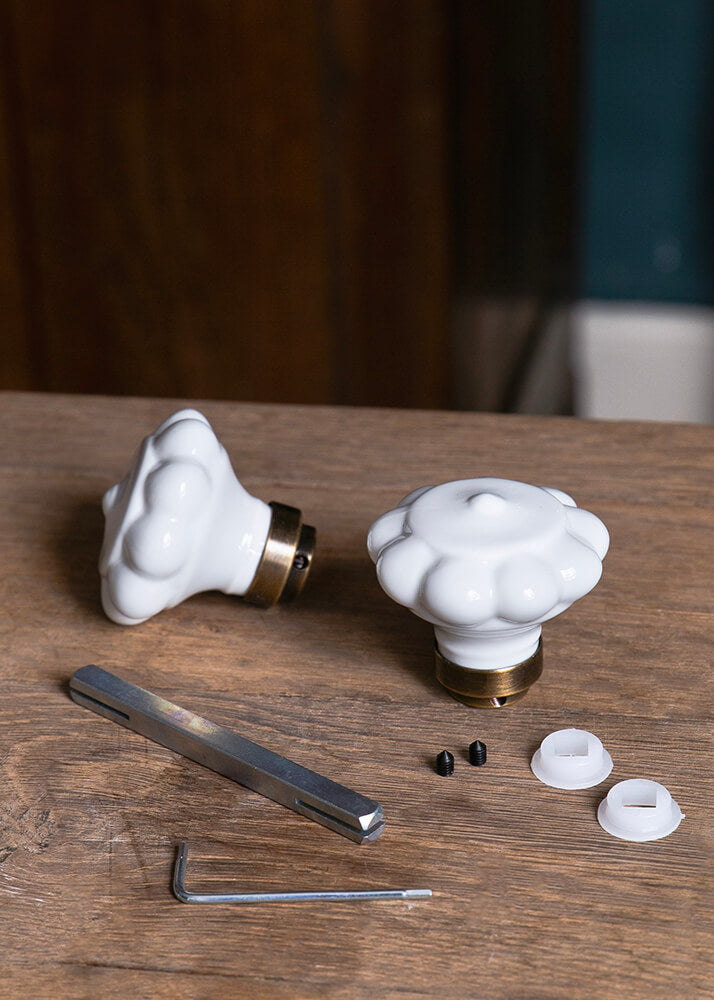 Poignée de porte | Porcelaine de Limoges | Artisanat | Alix D. Reynis