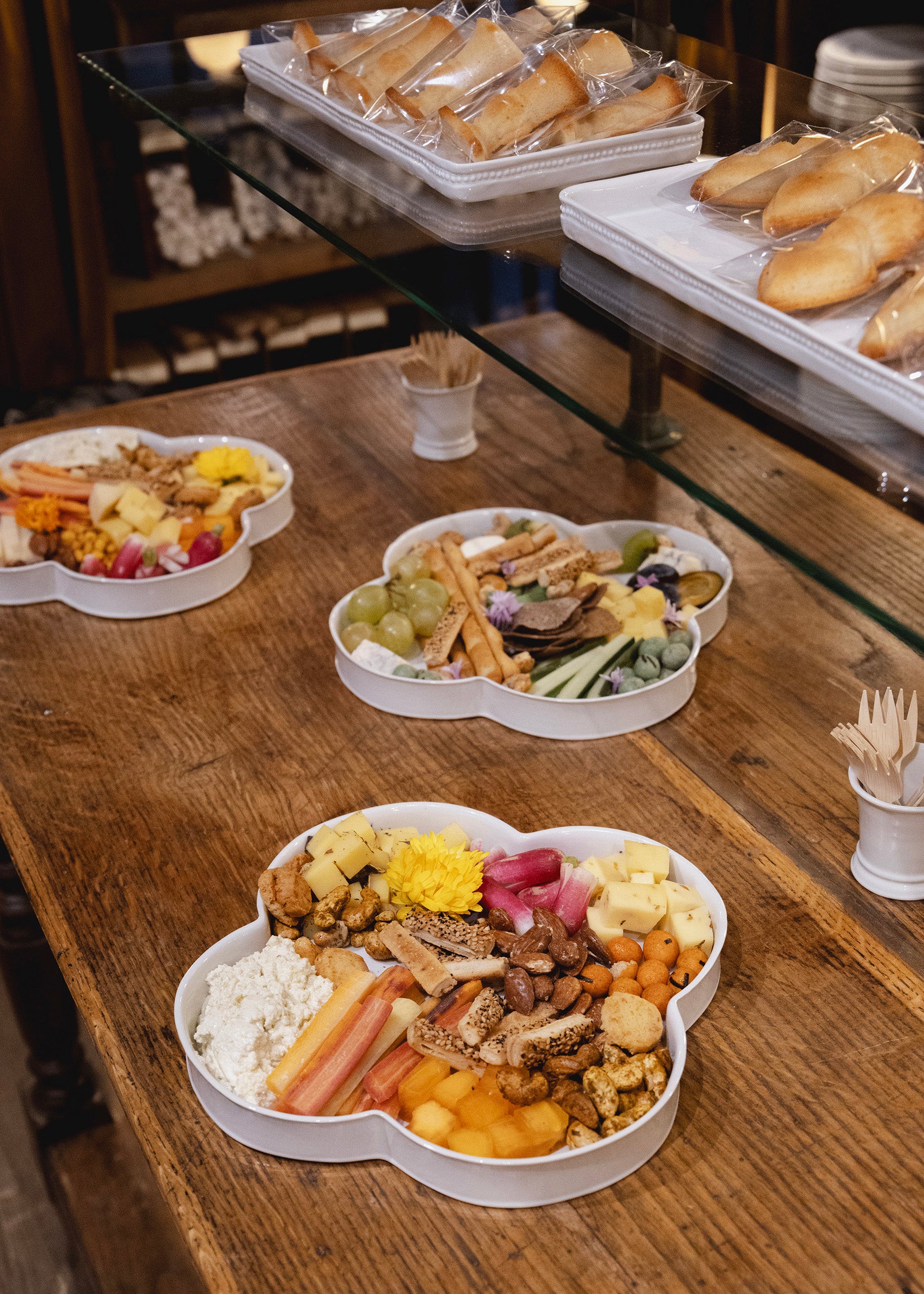 Plat Quadrilobé en porcelaine blanche