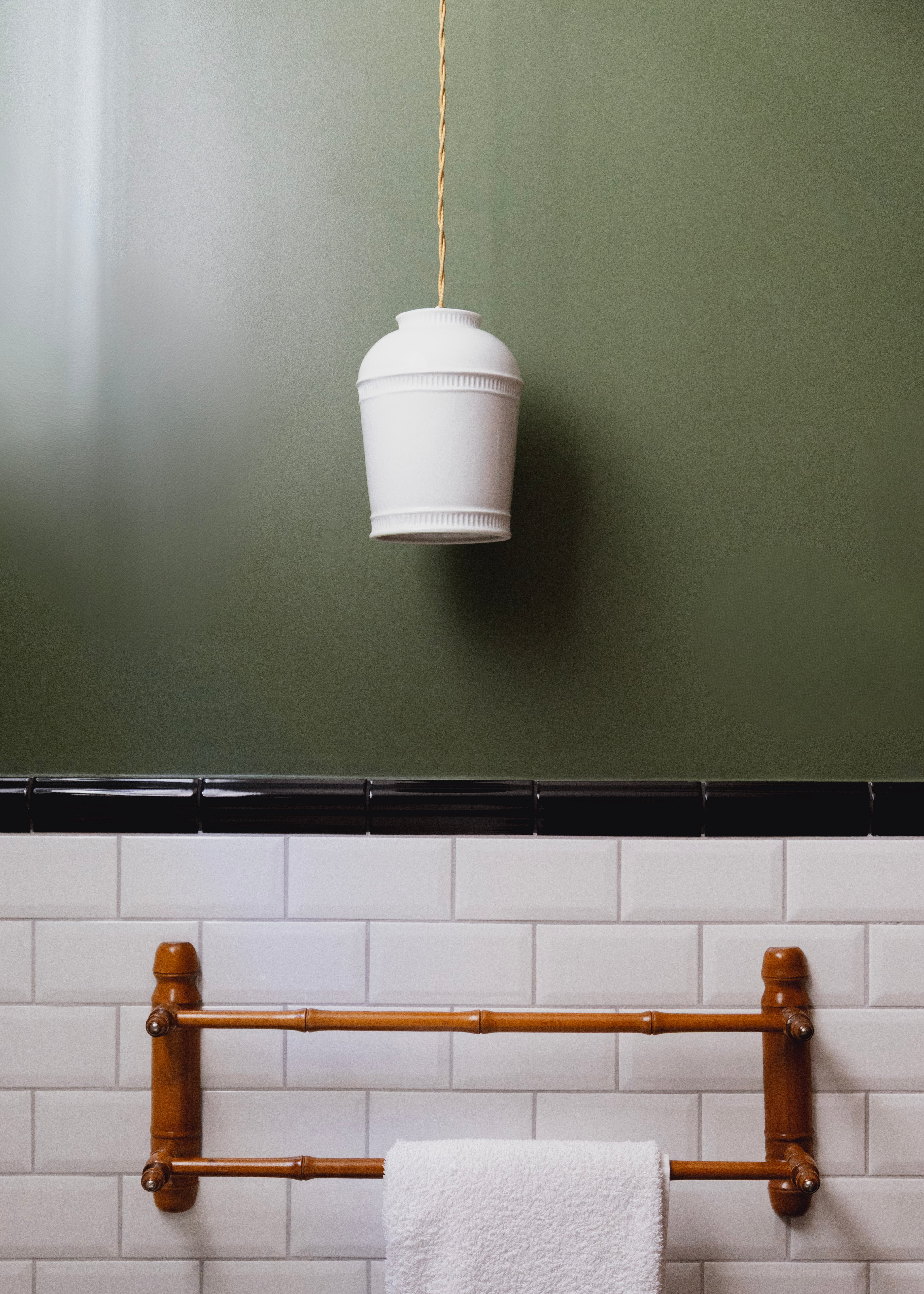 Suspension en porcelaine blanche Richelieu