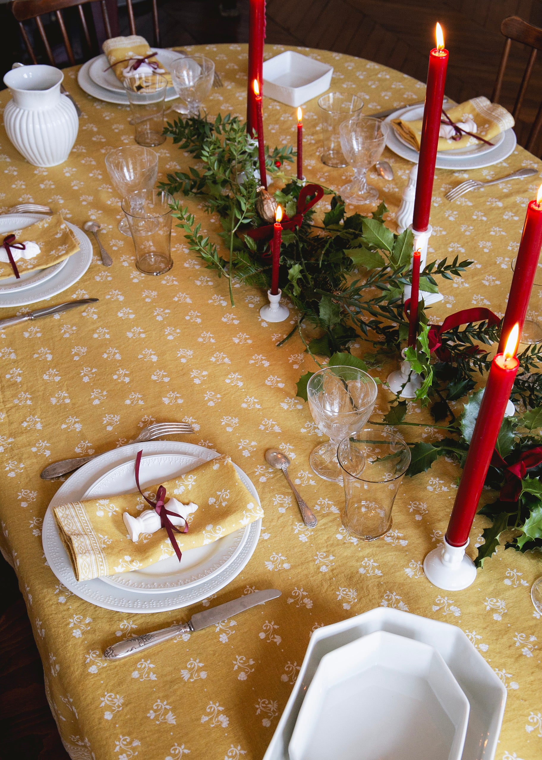 Coffret de 6 assiettes à dîner Déméter et 6 assiettes à dessert Déméter en porcelaine banche