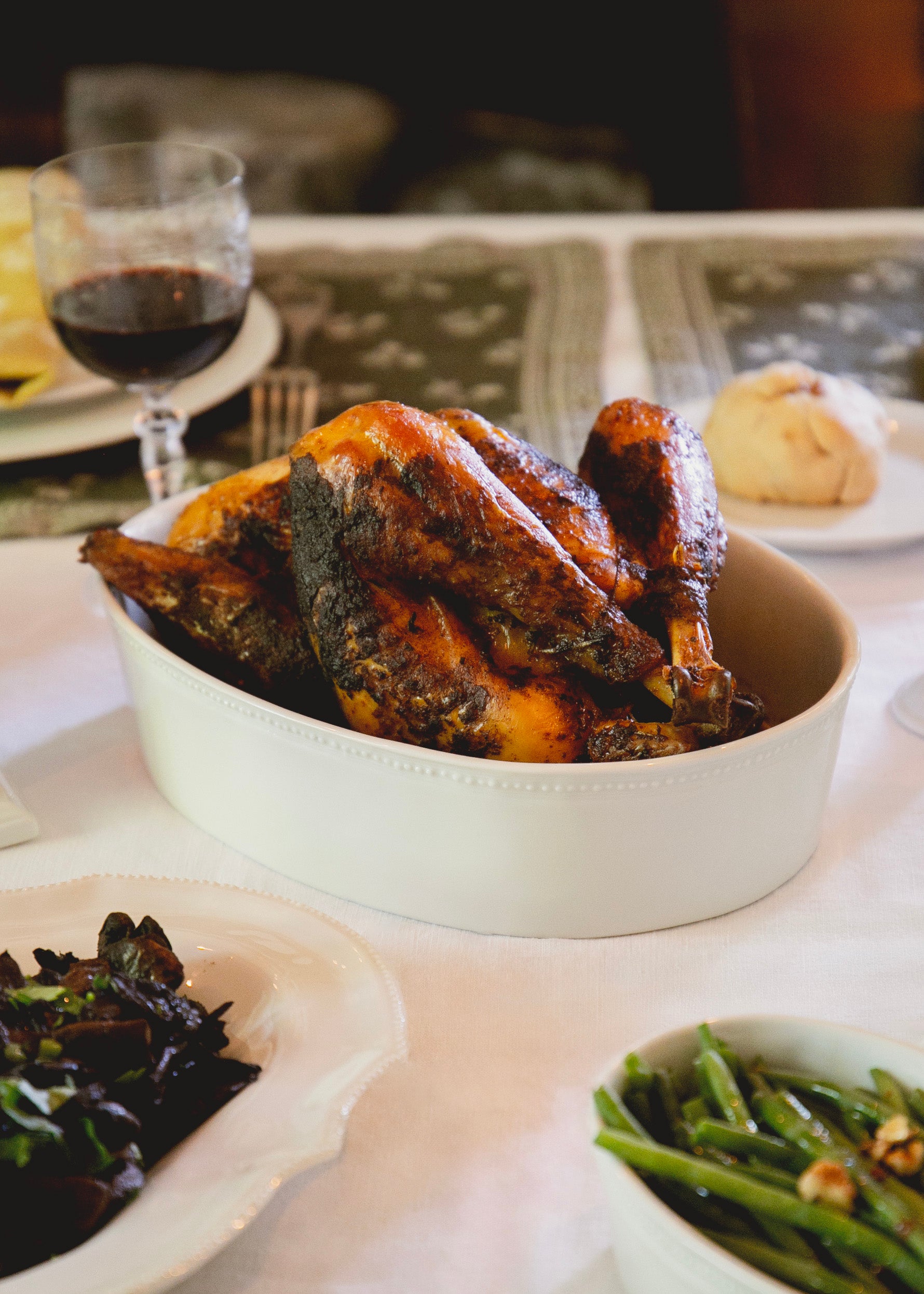 Medium Louis XVI oven dish in white porcelain