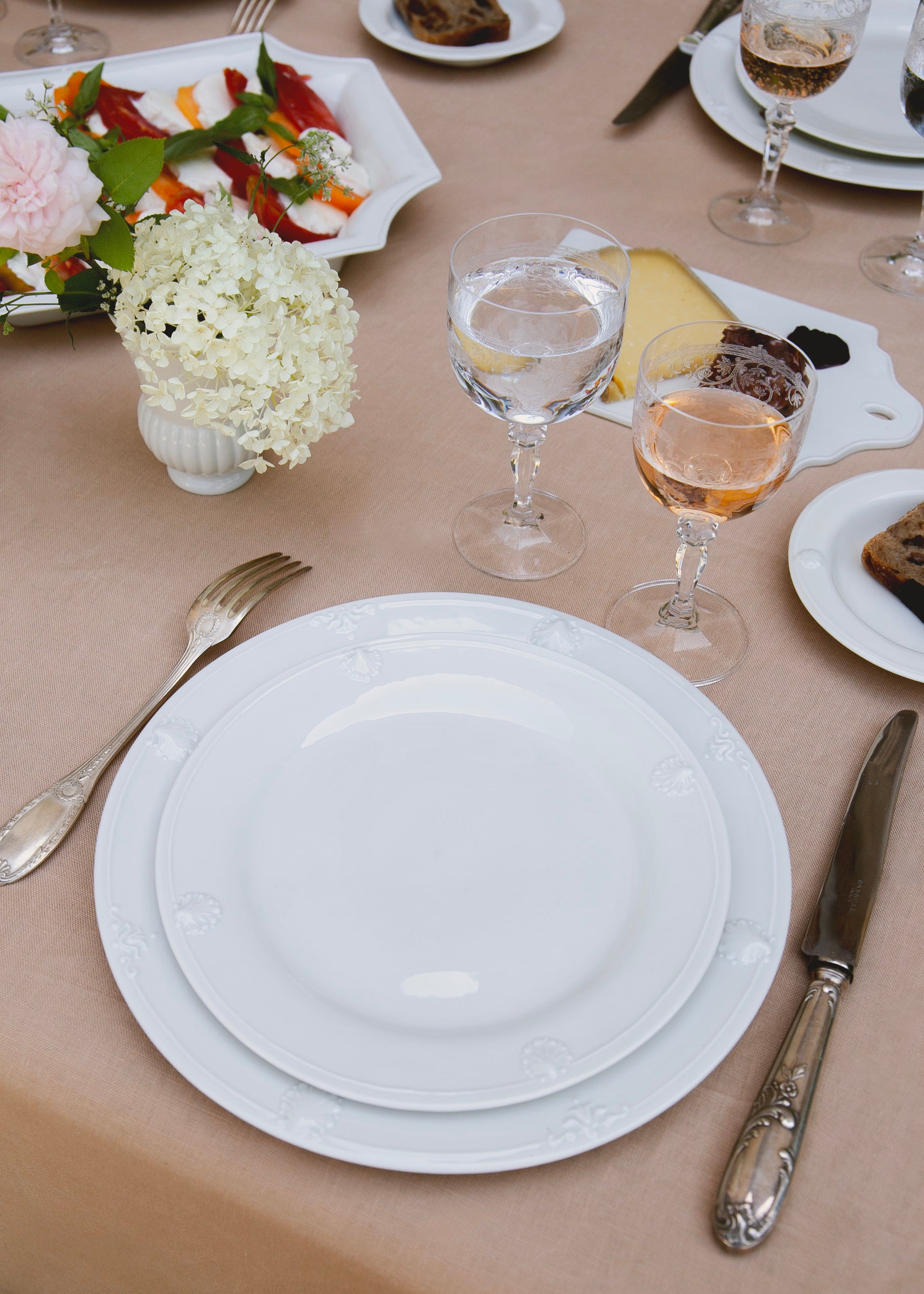 Saint Jacques dessert place in white porcelain