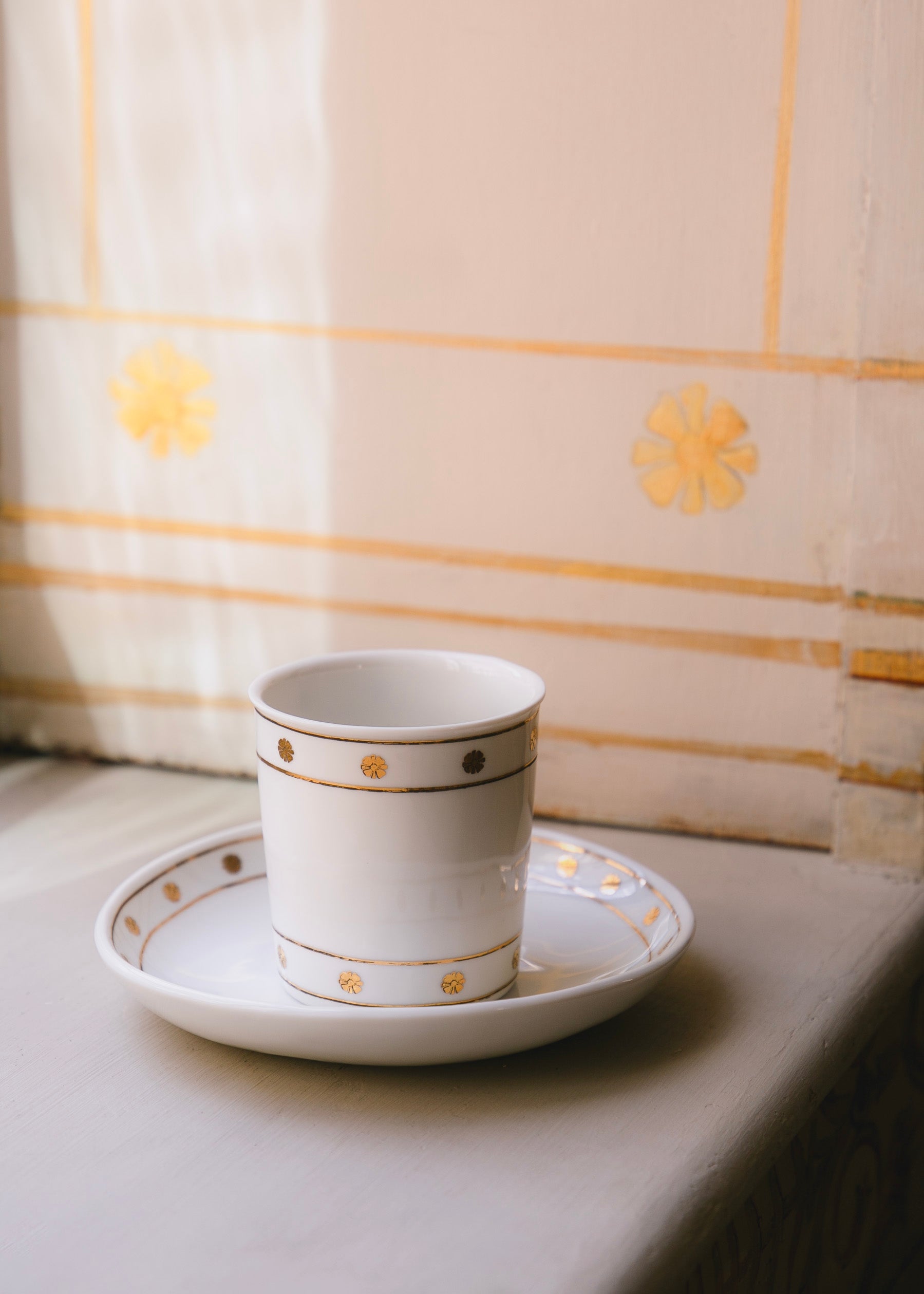 Timbale à café Bourrienne x Alix D. Reynis en porcelaine blanche