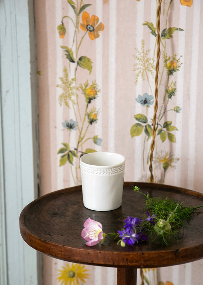 Empire coffee tumbler in white porcelain