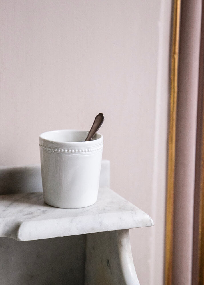 Louis XVI coffee tumbler in white porcelain