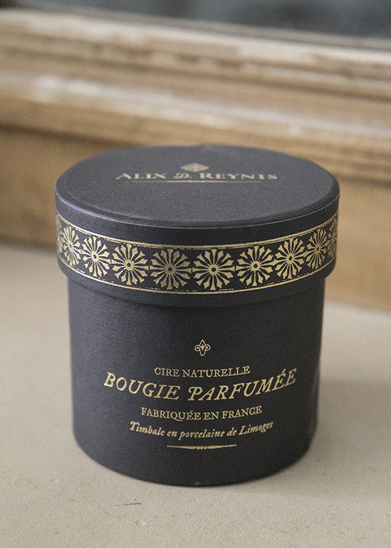 Tuileries scented candle - spicy notes and 50h