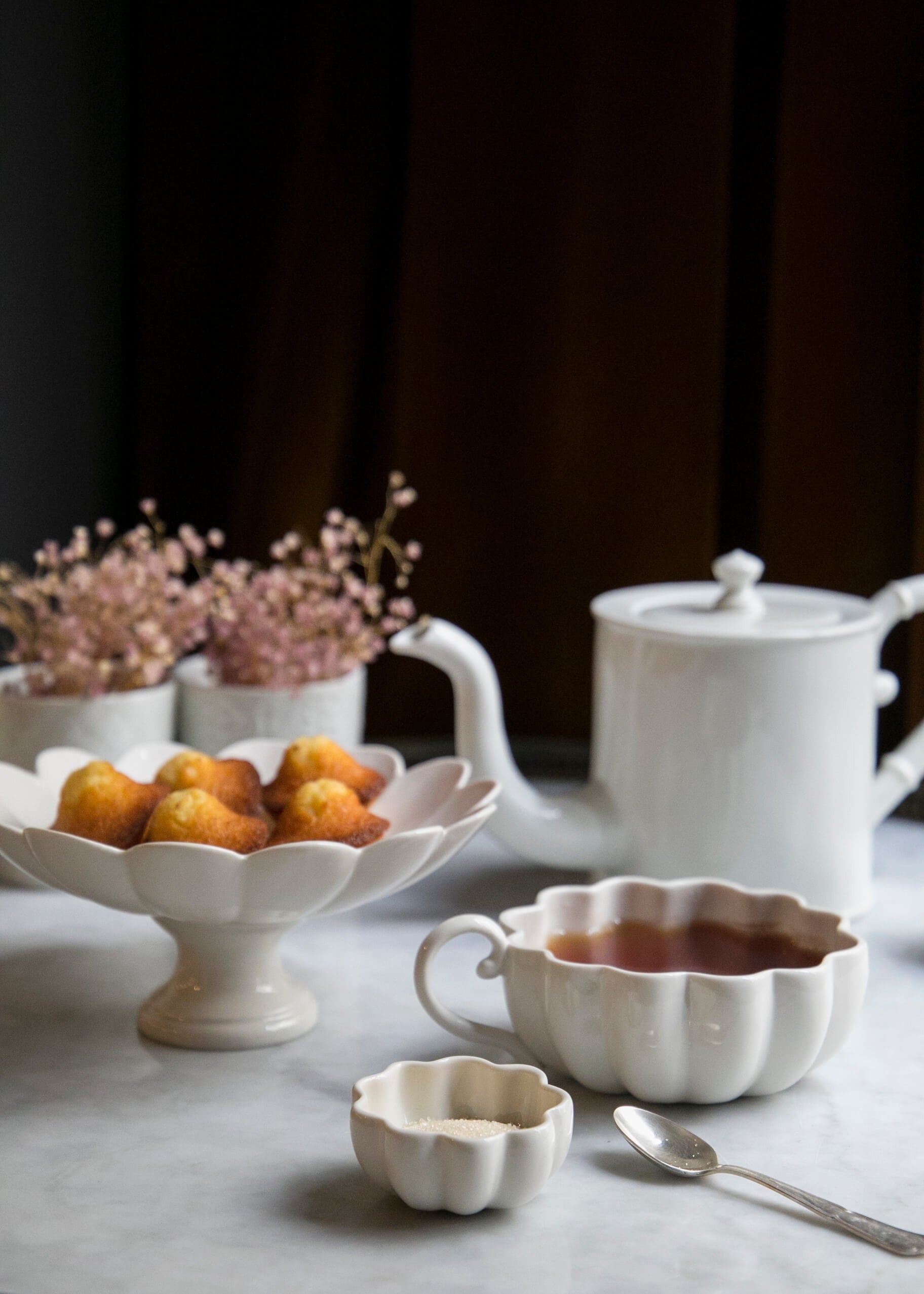 Tasse à bouillon | Porcelaine de Limoges | Savoir-faire artisanal | Alix D. Reynis