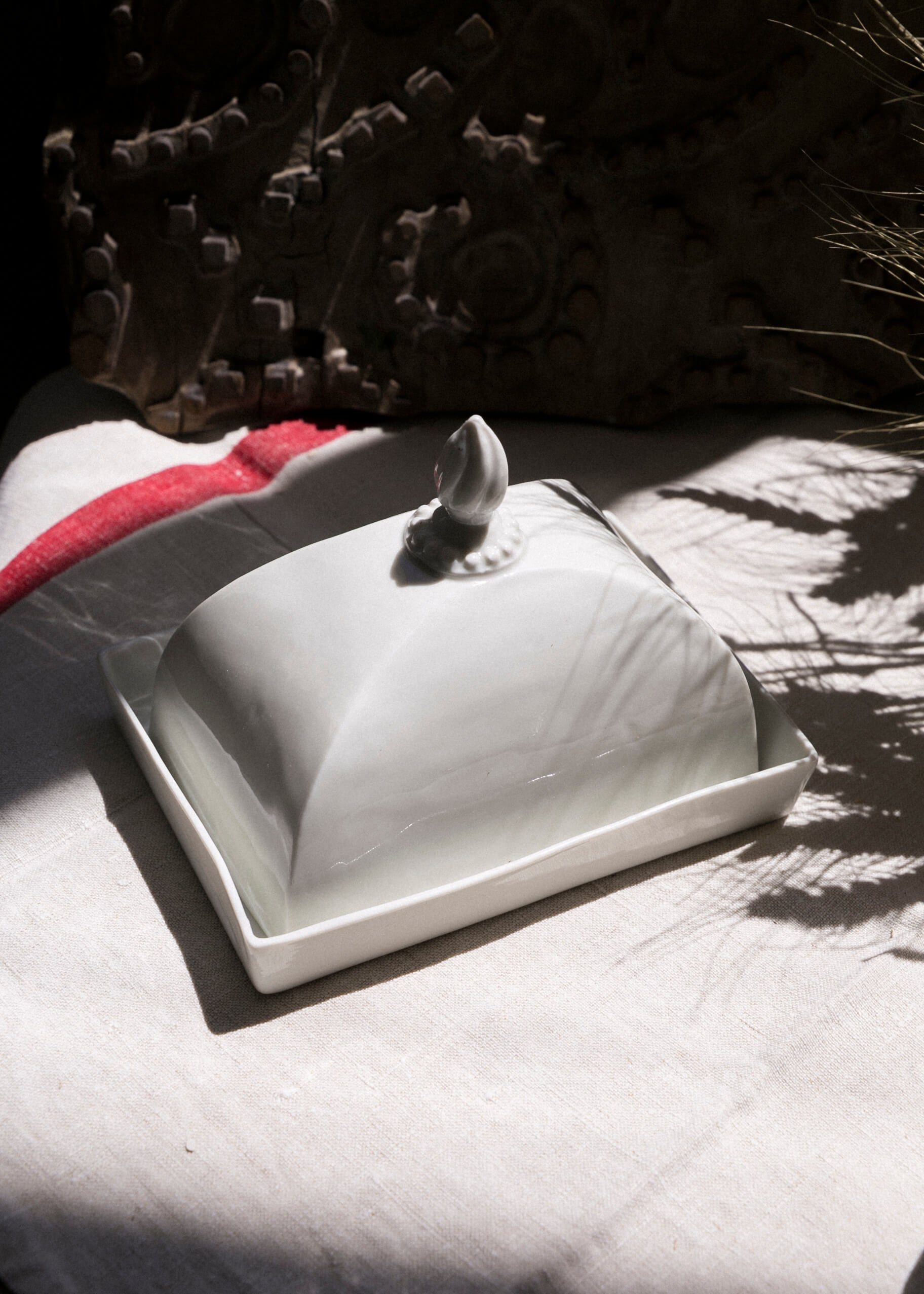 Large Simple table butter dish in white porcelain