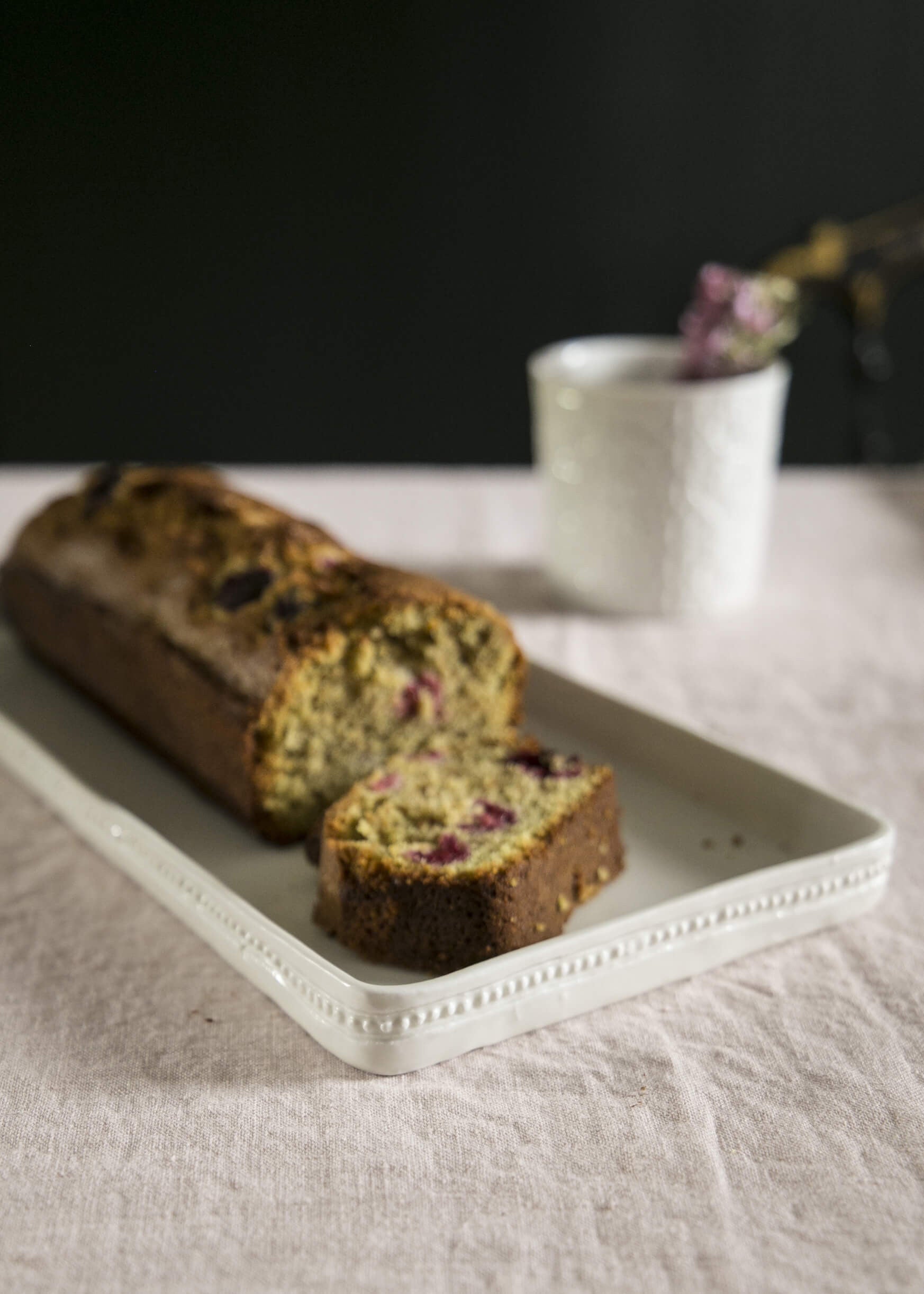 Plat à cake | Porcelaine de Limoges | Art de la table | Alix D. Reynis