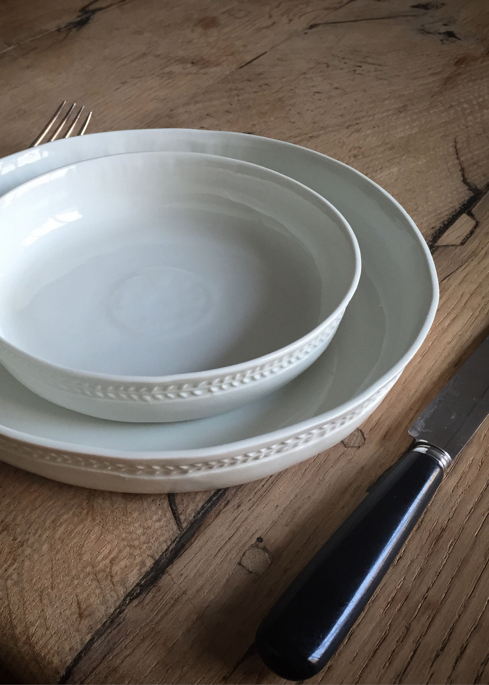 Empire large deep plate in white porcelain