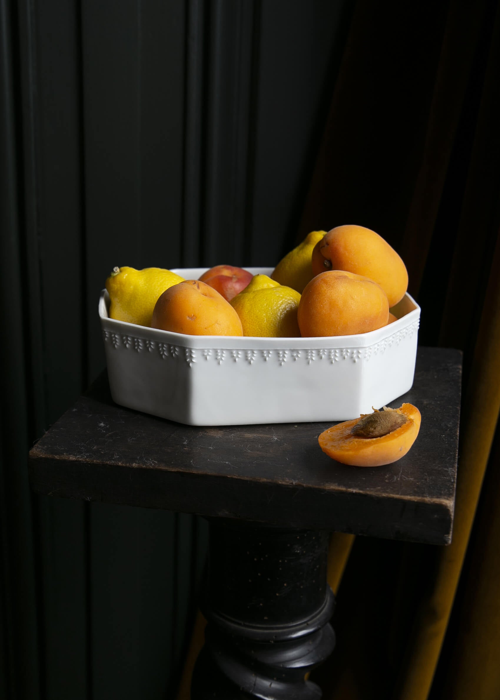 Small octagonal Demeter oven dish in white porcelain