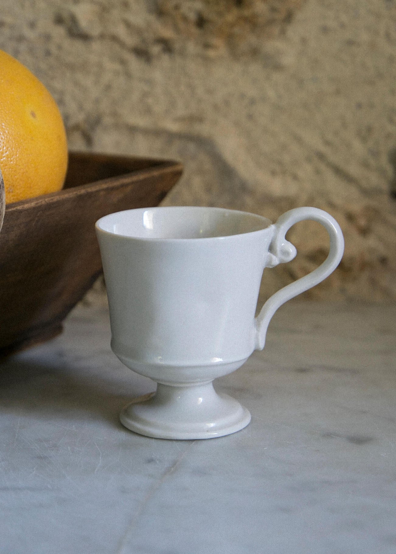 Coffee cup with handle mazagran Simple in white porcelain