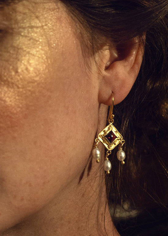 Mathilde Silver-gilt and garnet earrings