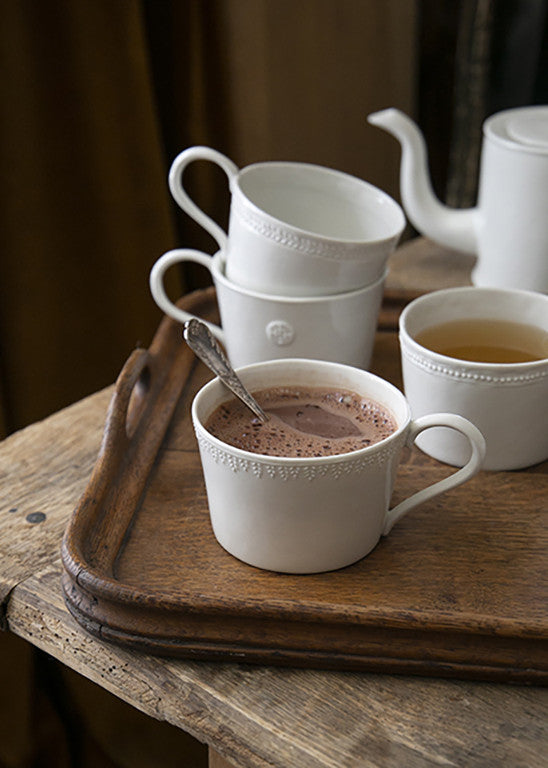 Tasse à déjeuner Demeter en porcelaine blanche