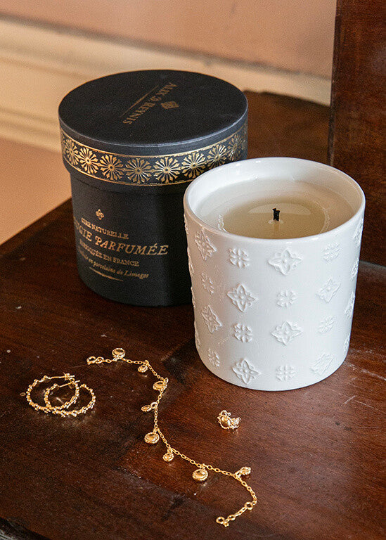 Hermione scented candle - smoky notes 50h