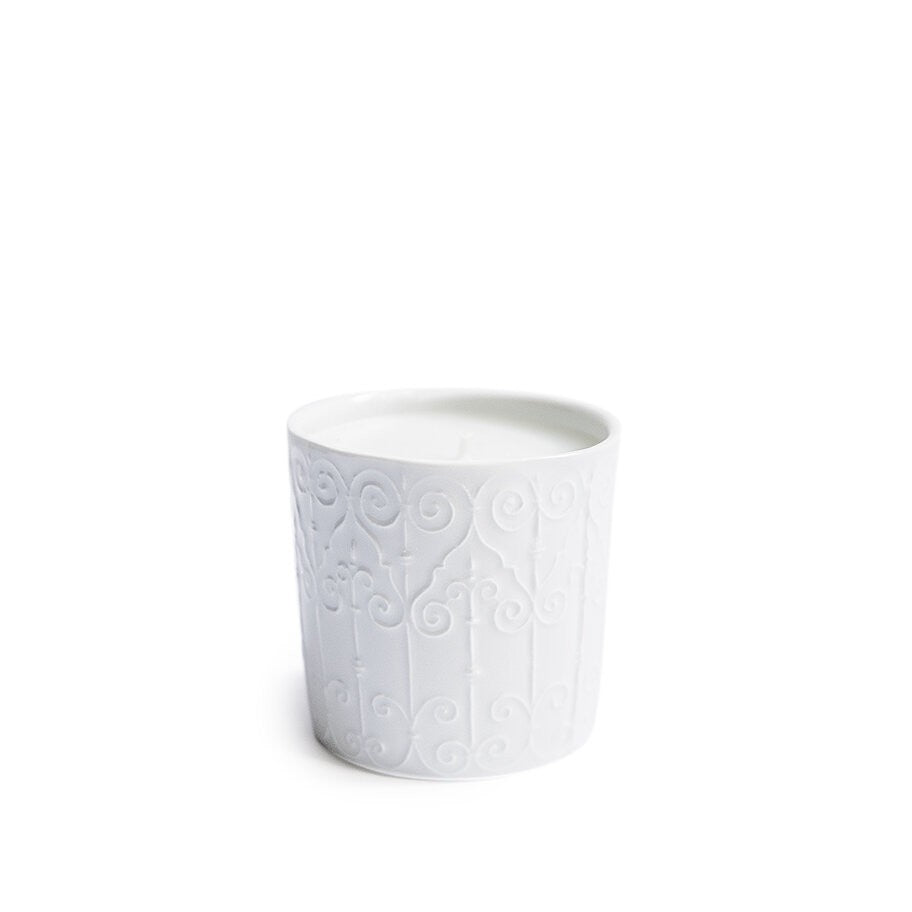 Tuileries scented candle - spicy notes and 50h