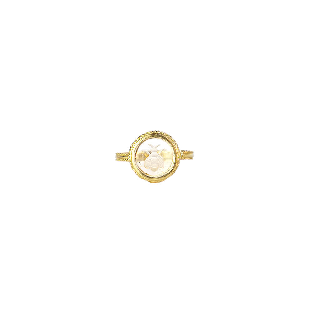 Abelha 18k gold intaglio ring