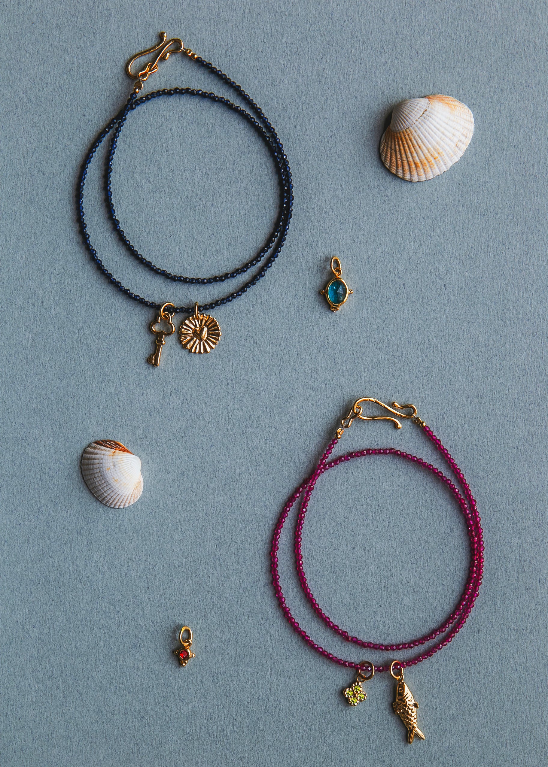Talia silver-gilt and sapphire pearls bracelet 